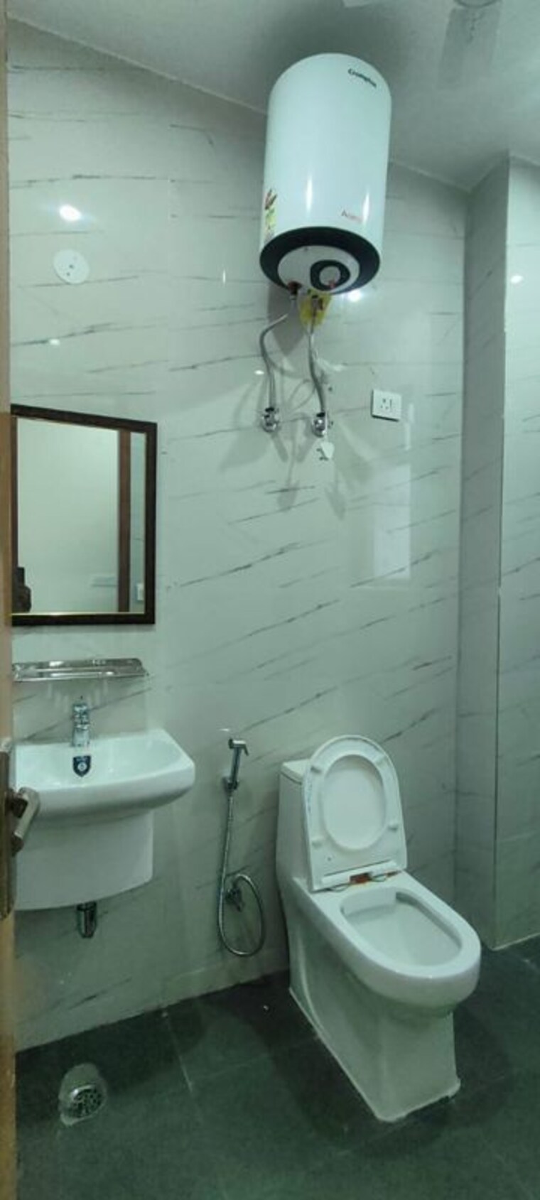 Bathroom, sector 45 4 Bedroom 1980 Sq.Ft. Builder Floor In Sector 45 Gurgaon 10175748