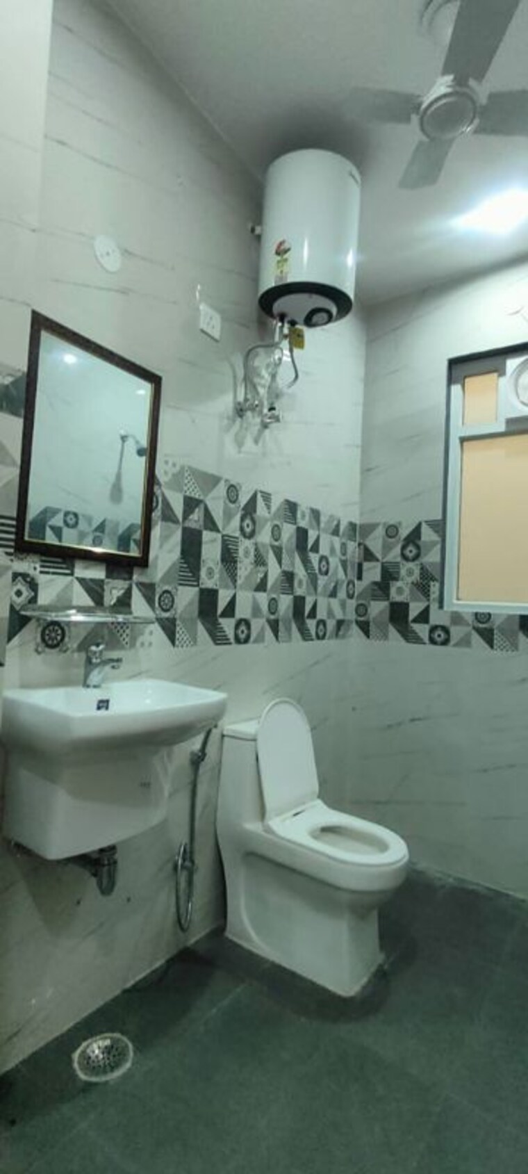 Bathroom, sector 45 4 Bedroom 1980 Sq.Ft. Builder Floor In Sector 45 Gurgaon 10175748