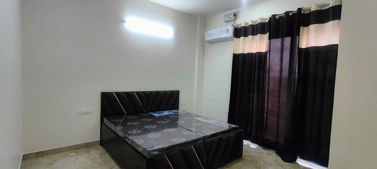 Bedroom, sector 45 4 Bedroom 1980 Sq.Ft. Builder Floor In Sector 45 Gurgaon 10175748