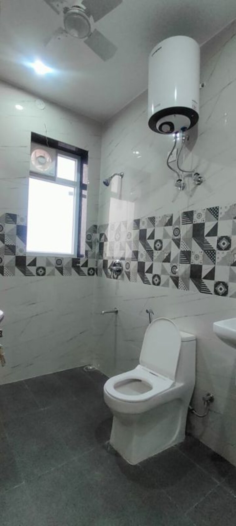 Bathroom, sector 45 4 Bedroom 1980 Sq.Ft. Builder Floor In Sector 45 Gurgaon 10175748