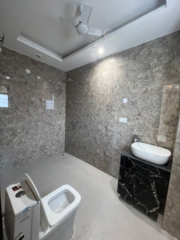 undefined, green fields colony 4 Bedroom 4500 Sq.Ft. Builder Floor In Green Fields Colony Faridabad 10175749