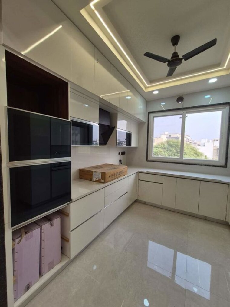 Kitchen, sector 52 3 Bedroom 1870 Sq.Ft. Builder Floor In Sector 52 Gurgaon 10175757