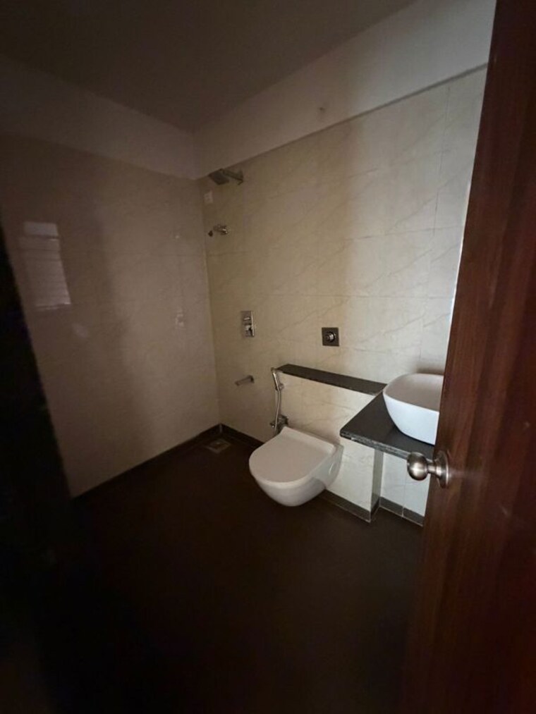 Bathroom, tridhaatu-morya 2 Bedroom 650 Sq.Ft. Apartment In Chembur Mumbai 10175760