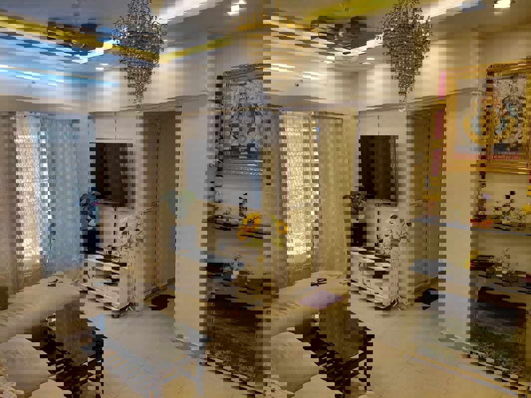 2 BHK + Pooja Room,Servant Room,Study Room,Extra Room,Basement,Store Room 850 Sq.Ft. Apartment in Balaji Enclave Kandivali East