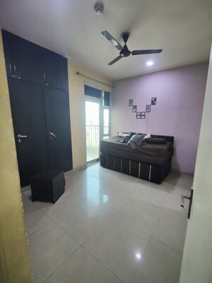 Living Room in 2.5 BHK Apartment at Gaur City 2 - 12th Avenue, Sector 16c Greater Noida – for Rent