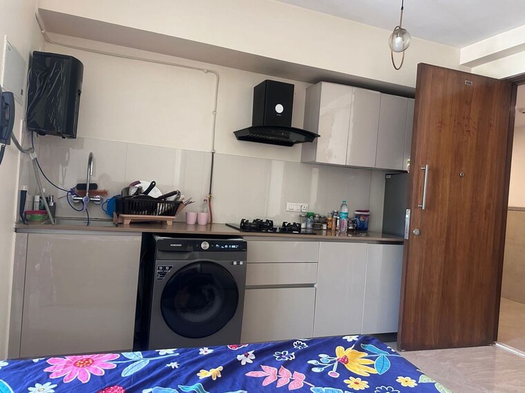 Kitchen, hiranandani-estate-solitaire-c Studio 350 Sq.Ft. Apartment In Ghodbunder Road Thane 10175742