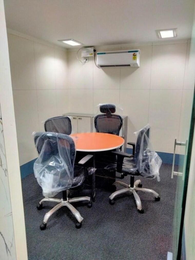 Team Area, fergusson college road Commercial Office Space 9700 Sq.Ft. In Fergusson College Road Pune 10175771