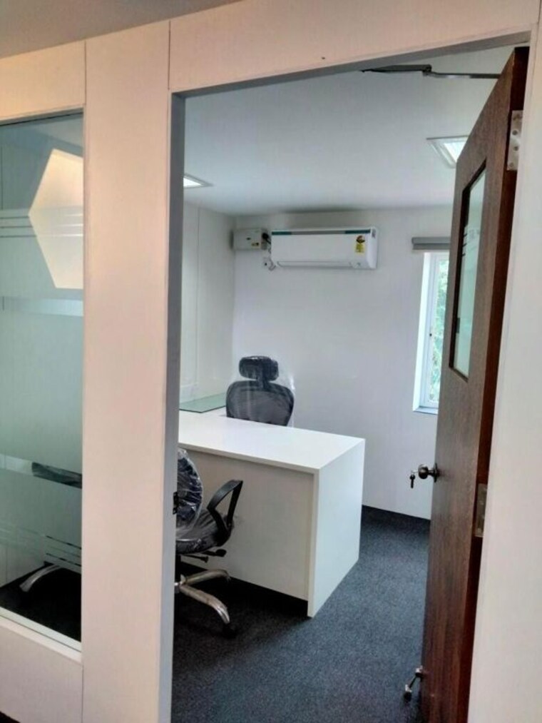 Team Area, fergusson college road Commercial Office Space 9700 Sq.Ft. In Fergusson College Road Pune 10175771