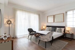 2 BHK + Servant Room Apartment For Sale in Godrej Summit