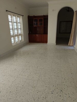 Room in 3 BHK Apartment at Casa Ansal, Jp Nagar – for Rent