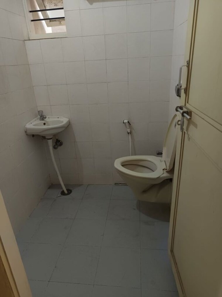 Bathroom, casa-ansal 3 Bedroom 1850 Sq.Ft. Apartment In Jp Nagar Bangalore 10175795