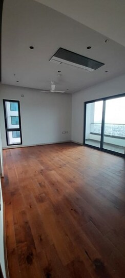 4 BHK + Pooja Room,Servant Room,Study Room,Extra Room Apartment For Rent in Aparna One