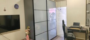 Room in 3.5 BHK Apartment at Maker Arcade, Cuffe Parade – for Sale