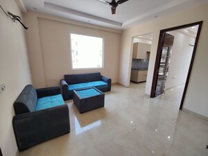 Living Room in 2 BHK Builder Floor at Sector 52 – for Rent