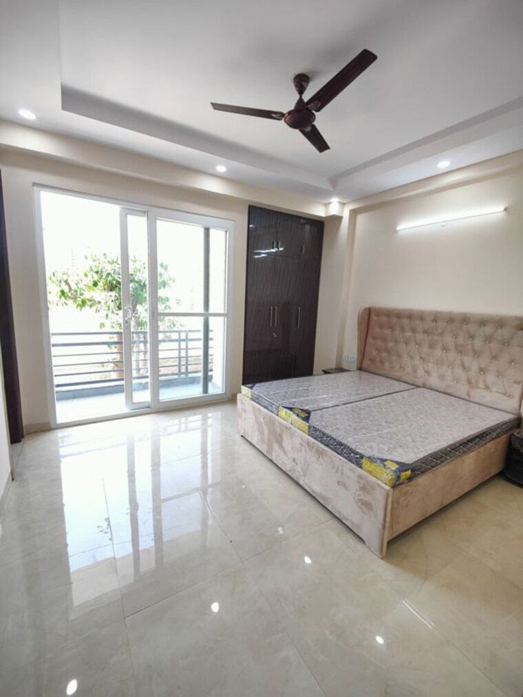 Room, sector 52 2 Bedroom 1200 Sq.Ft. Builder Floor In Sector 52 Gurgaon 10175807