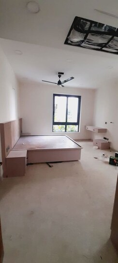4 BHK + Pooja Room,Servant Room,Study Room,Extra Room Apartment For Rent in Aparna One
