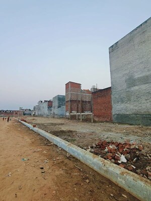 Plot Area in  Plot at Chinhat – for Sale