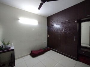 Room in 2 BHK Apartment at Prestige Jindal City, Bagalakunte – for Rent