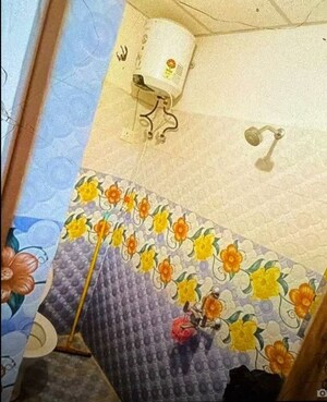 Master Plan in 2 BHK Apartment at Chinhat – for Rent