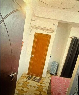 Furnished Amenities in 2 BHK Apartment at Chinhat – for Rent