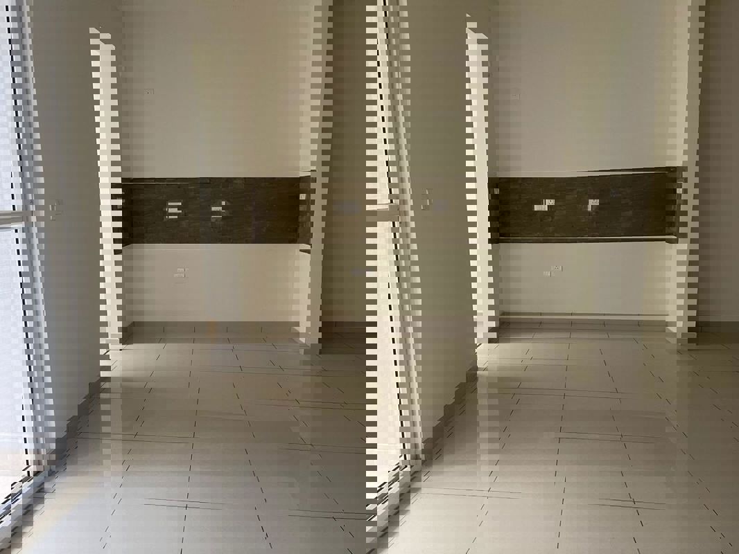 3 BHK 1700 Sq.Ft. Apartment in B & B Oakyard I