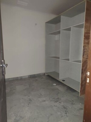 Room in 3 BHK Apartment at DPL Flora Heritage, Sector 1 Greater Noida – for Rent