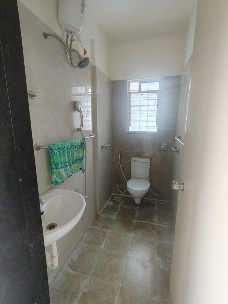 Bathroom, mahesh-el-regalo 2 Bedroom 680 Sq.Ft. Apartment In Undri Pune 10175840