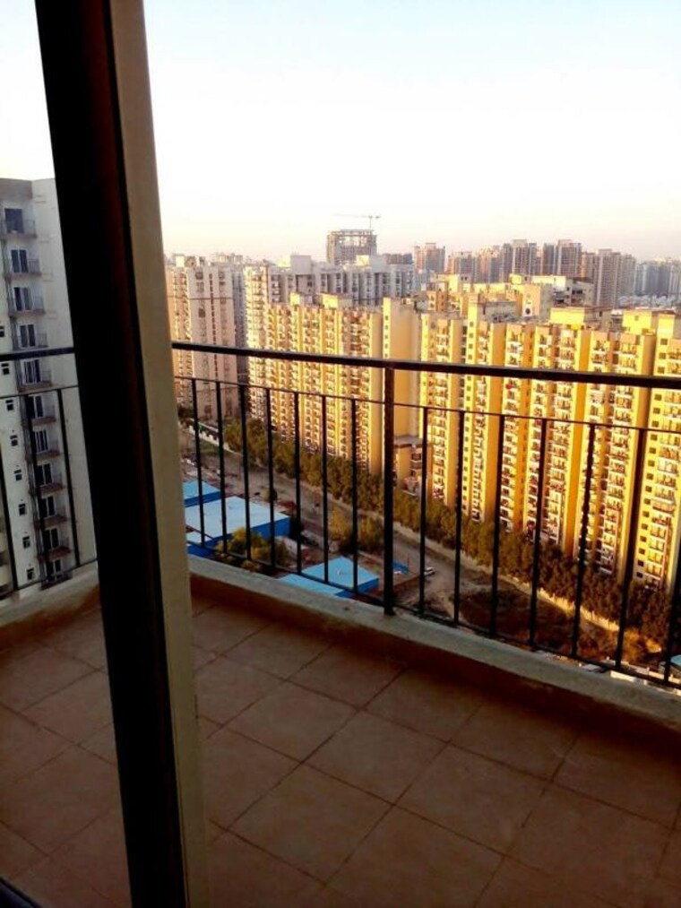 Balcony, amrapali-dream-valley 3 Bedroom 1360 Sq.Ft. Apartment In Tech Zone 4 Greater Noida Greater Noida 9330731