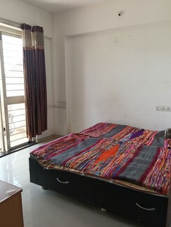 2 BHK Apartment For Rent in Mittal Petals