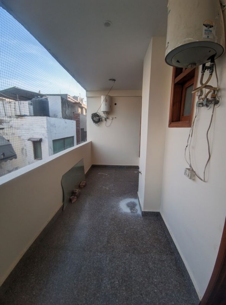 Balcony, eros-garden-villas 3 Bedroom 285 Sq.Yd. Builder Floor In Charmwood Village Faridabad 10175859