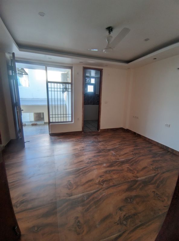 3 BHK 285 Sq.Yd. Builder Floor in Eros Garden Villas