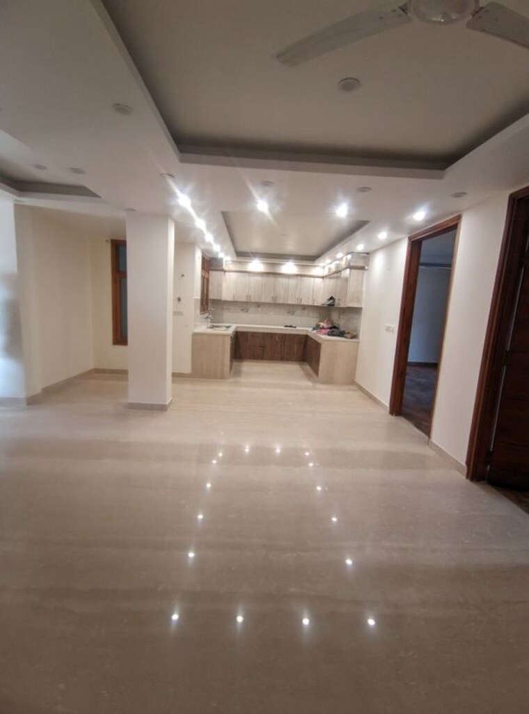 Room, eros-garden-villas 3 Bedroom 285 Sq.Yd. Builder Floor In Charmwood Village Faridabad 10175859