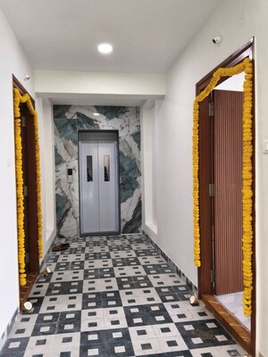  3 BHK Builder Floor at Manikonda – for Rent