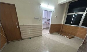 2 BHK Apartment For Rent in Husainganj