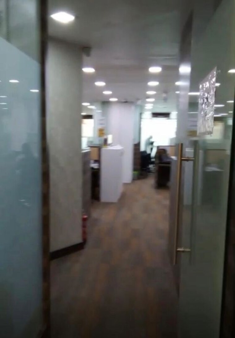 Team Area, goregaon west Commercial Office Space 1500 Sq.Ft. In Goregaon West Mumbai 10175844