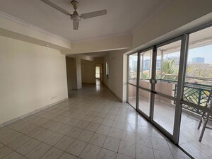 Living Room in 5 BHK Apartment at Richmond Road – for Rent
