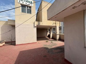 5 BHK Apartment – Exterior View View at Richmond Road - for Rent