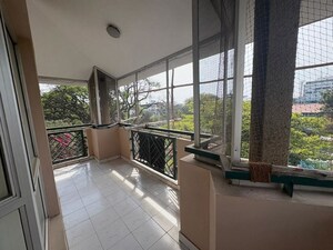 Balcony in 5 BHK Apartment at Richmond Road – for Rent