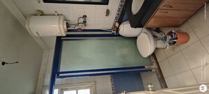 Furnished Amenities in 3 BHK Apartment at Eros Woodbury Tower, Charmwood Village – for Rent