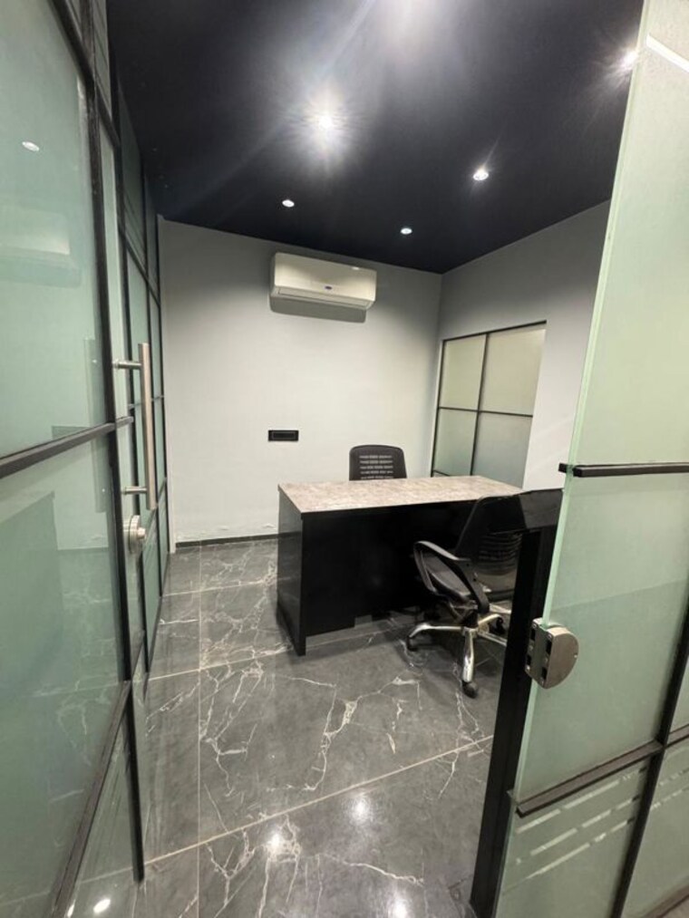 Team Area, vastrapur Commercial Office Space 2100 Sq.Ft. In Vastrapur Ahmedabad 10175964