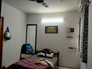 Bedroom in 2 BHK Apartment at Vazhuthacaud – for Sale