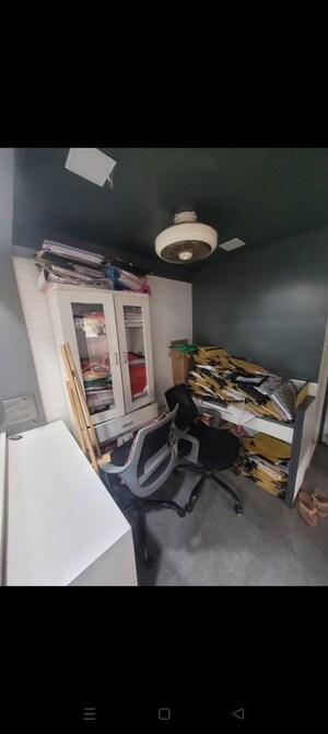 Furnished Amenities in  Office Space at Tulshidham Complex, Thane West – for Rent