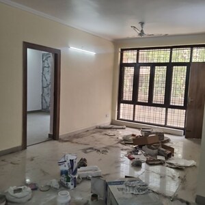 Room in 4 BHK Builder Floor at Ardee City, Sector 52 – for Rent