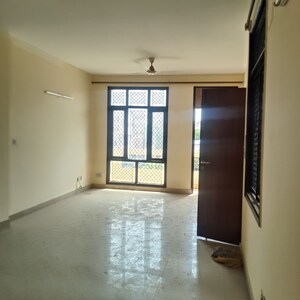 Room in 3 BHK Builder Floor at Ardee City, Sector 52 – for Rent