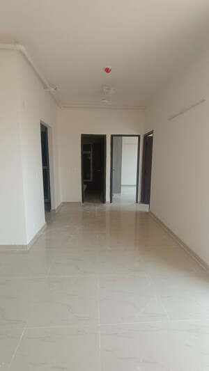 Room in 2 BHK Apartment at Mahagun My Woods, Sector 16c Greater Noida – for Rent