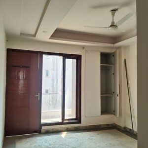 Room in 3.5 BHK Builder Floor at Ardee City, Sector 52 – for Rent