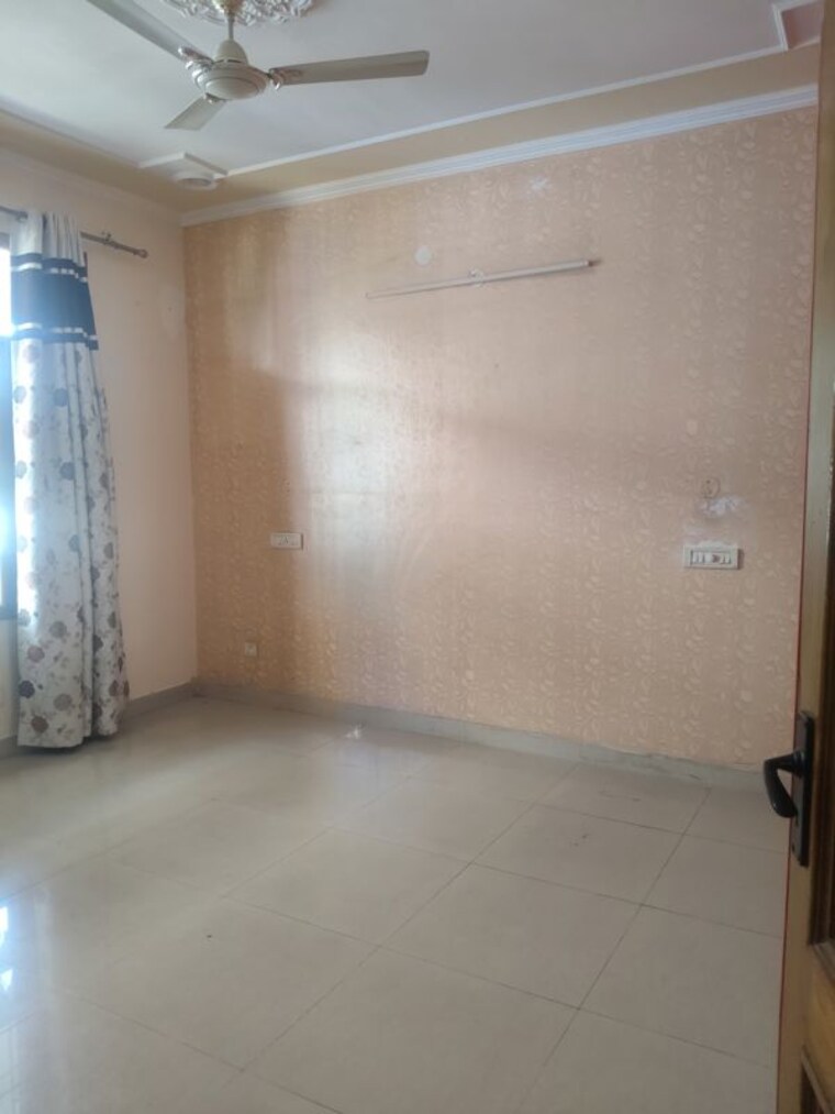 Room, sector 4 3 Bedroom 1650 Sq.Ft. Independent House In Sector 4 Panchkula 10176113