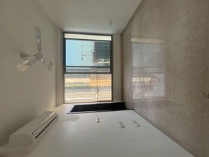 Room in 3 BHK Apartment at Oberoi Sky City, Borivali East – for Rent