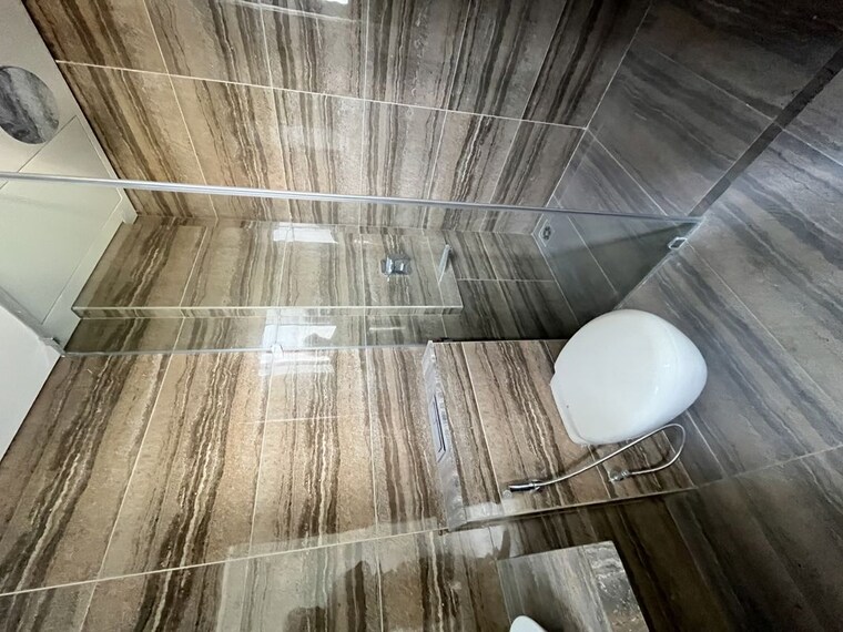 Bathroom, oberoi-sky-city 3 Bedroom 1073 Sq.Ft. Apartment In Borivali East Mumbai 10176096