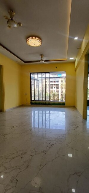 Room in 2 BHK Apartment at Natu 9 Riviera Hills, Kalwa – for Sale